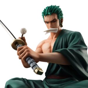 Figurine Roronoa Zoro assis – One Piece